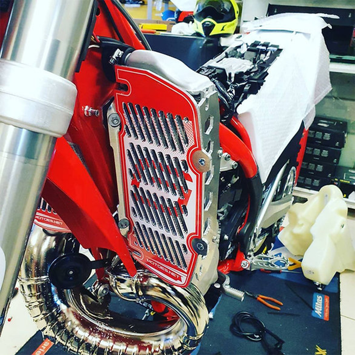 GASGAS 2021 -2023 2T/4T Model Radiator Guard